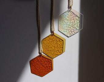 Honeycomb suncatcher. balcony decoration, spring window decoration, garden decoration, honeycomb suncatcher, glass window decoration for hanging, glass wall decoration