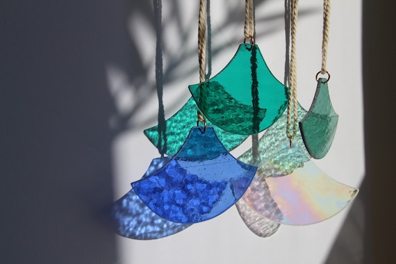 Japanische Wellen Glas. Modern Glass Art, Boho Wandbehang, Gartendeko Gartenschmuck, Windspiel, Balkon Sommerdeko, Fensterdeko zum hängen