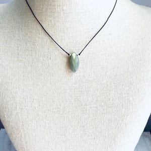 Labradorite cord necklace, flashy Labradorite, Minimalist gemstone, floating stone, Labradorite drop, Intention crystal, Labradorite jewelry image 6