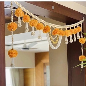 Pearl Marigold Indian Door Toran Valance, Flower Bandarwar, Toran Door Hanging, Deepavali Decoration, Window Toran Garland, Indie Bandhanwar