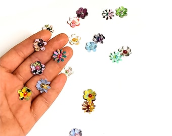 Mini paper flowers, handmade paper flowers, junk journals paper flowers scrapbook tiny paper flowers, small flower embellishments - set of 4