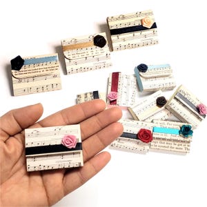 Music notes mini notepads, Musical theme sticky notepads for teachers and students, Musical notes gifts, Music theme party gift favors
