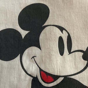 vintage 1980’s Mickey Mouse t shirt never worn size large