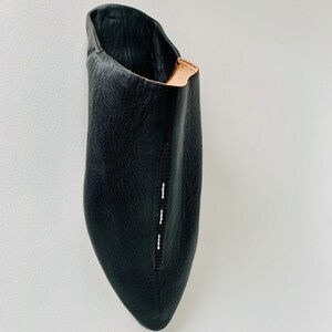 Babouche Marocain, Moroccan handmade leather slippers, leather slippers, Slippers, shoes, handmade shoes, leather shoes. image 5
