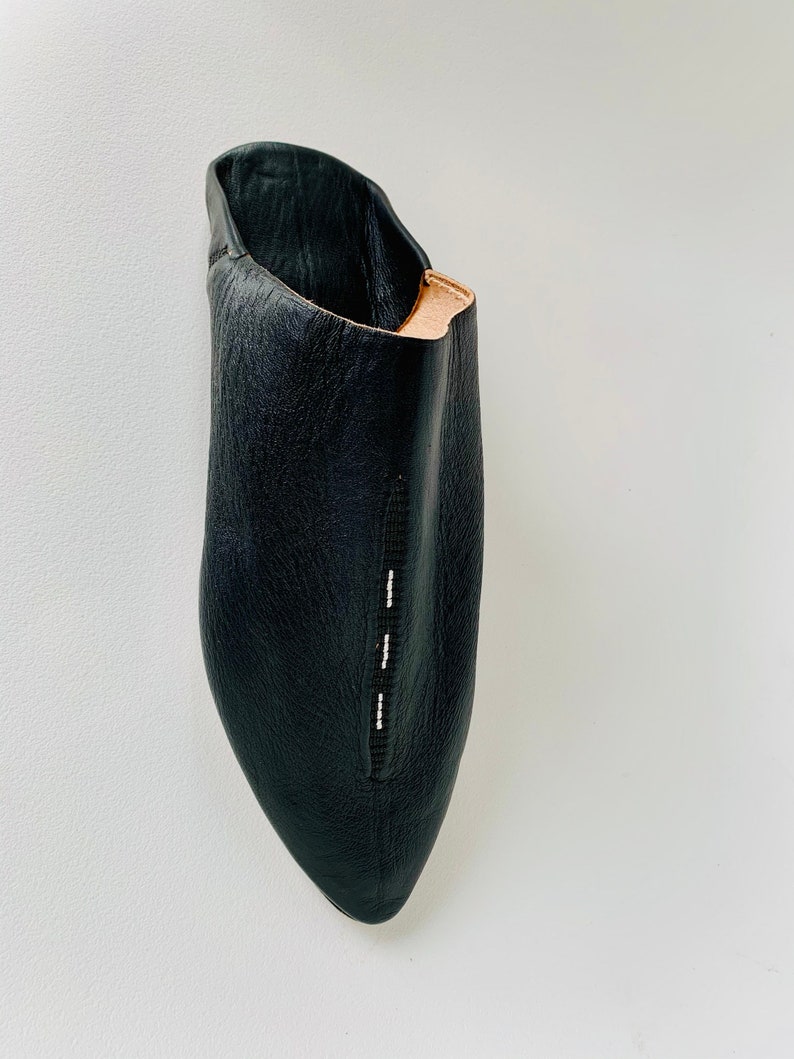 Babouche Marocain, Moroccan handmade leather slippers, leather slippers, Slippers, shoes, handmade shoes, leather shoes. image 5