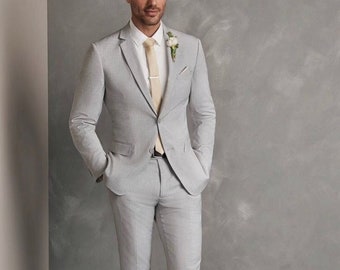 Custom Custom Suit Classy Fit zweiteiliger grauer Herrenanzug für die Hochzeit, stilvolle Hochzeitsanzüge von TheSuitLoft In Handarbeit mit hochwertigen Materialien gefertigt