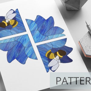 bee on a flower spinner stained glass pattern