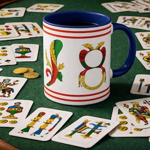 Caneca de café com detalhes do jogo italiano Scopa Gard, 325 ml