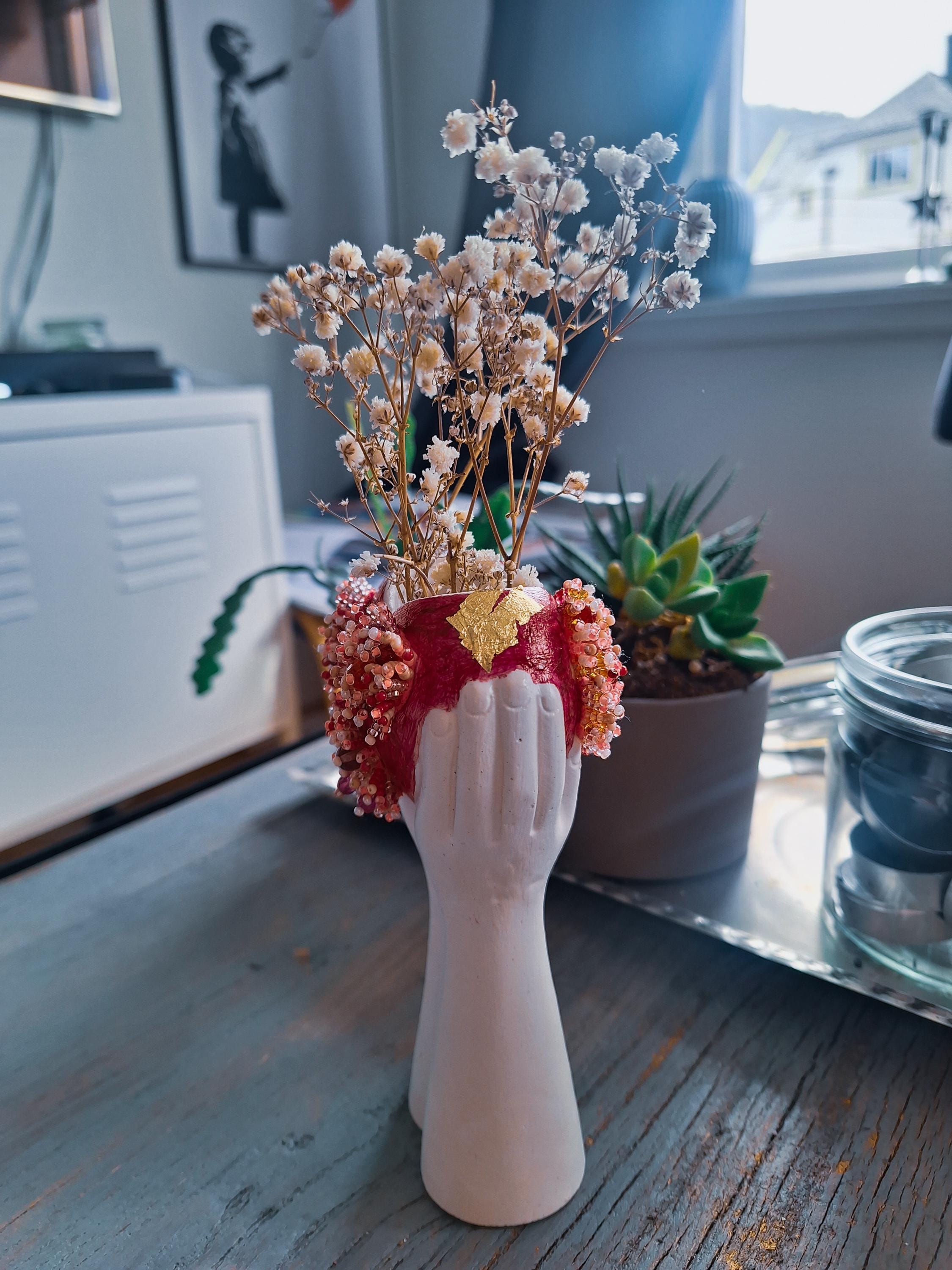 ハート型の花瓶、手作りのハート型の花瓶、ロマンチックな室内装飾