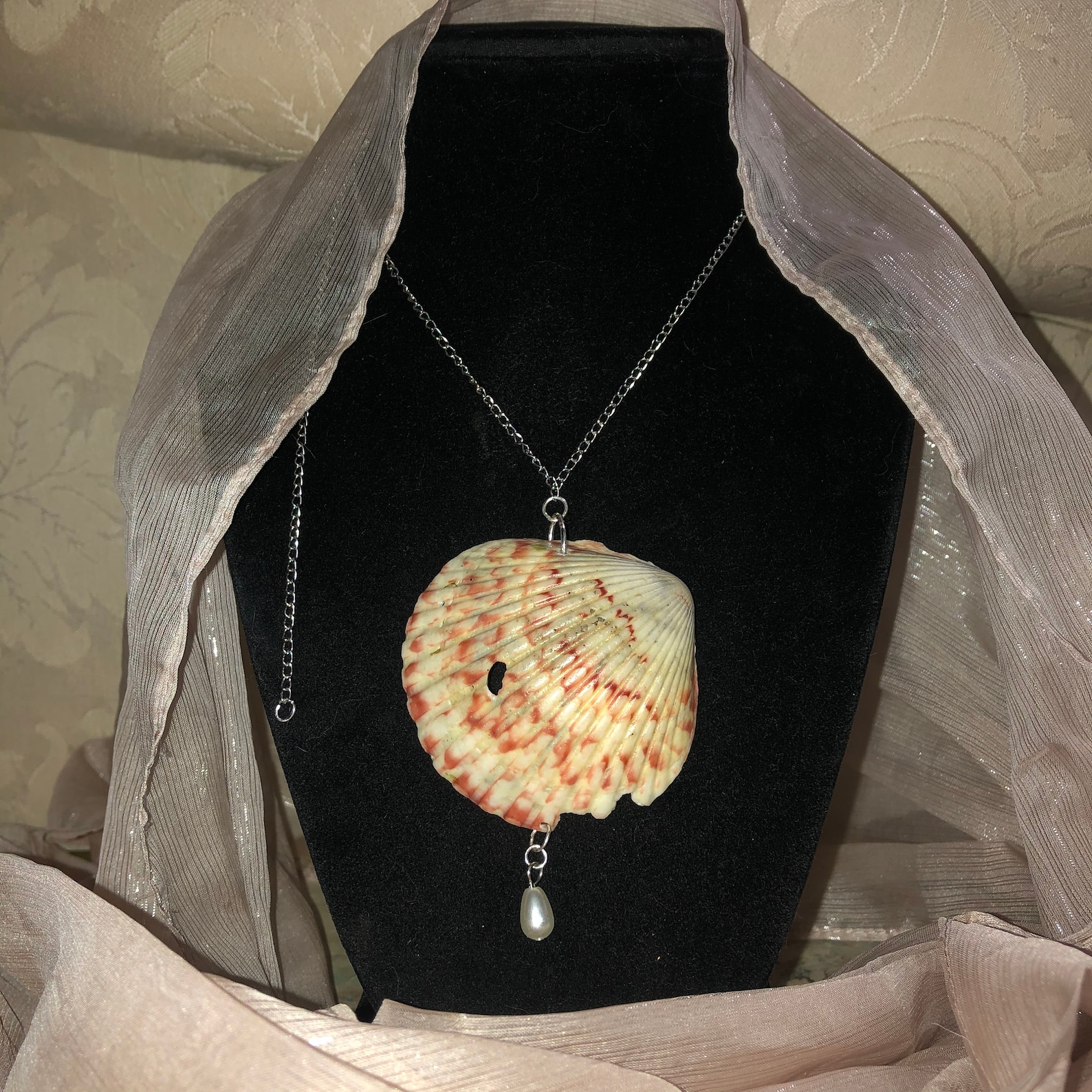 Collar Largo MAJORICA Perla Blanca Salvaje Plata Dorada Para Mujer