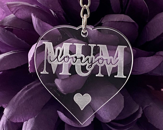 Mum or Mom, “ILove You”Heart Keyring