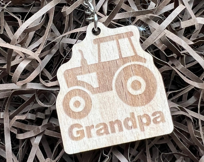 Personalised Tractor Keyring, Custom Name Keyring, Personalised Keychain, Farmer Gift, Tractor Gift, Tractor Gift for Him, Wooden Keyring