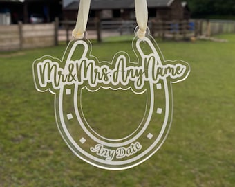 Personalised Lucky Horse Shoe, Engraved Wedding Gift for Bride and Groom, Wedding Horseshoe Personalised, Custom Wedding Gift, Newlywed Gift