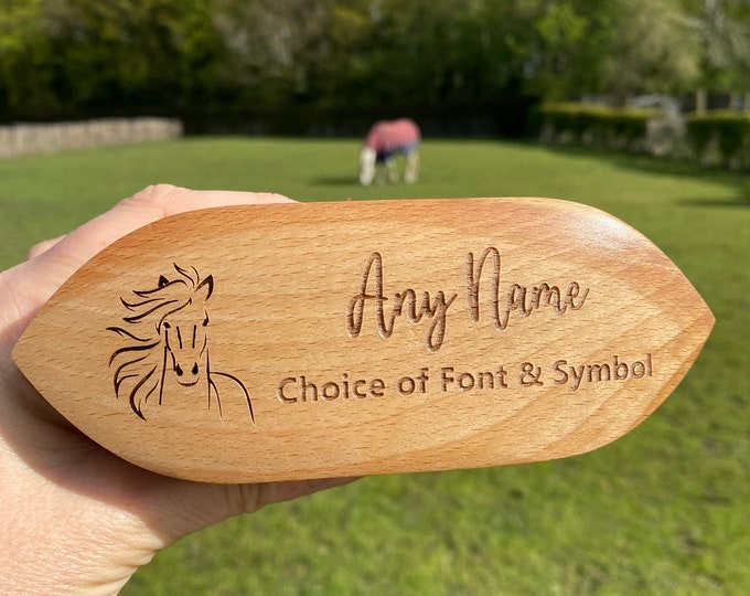 Personalised Grooming Brush, Small Horse Dandy Brush, Childrens Grooming Kit, Horse & Pony Brush, Custom Brush, Equestrian Gift, Horse Tack