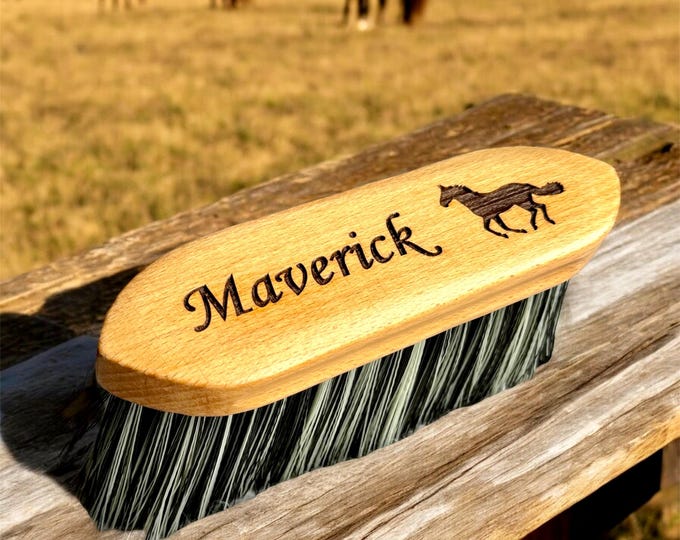 Personalised Horse Brush, Grooming Flick Brush, Custom Horse Brush, Equestrian Gift, Horse Gift, Horse Tack, Pony Gift, Horse Grooming Brush