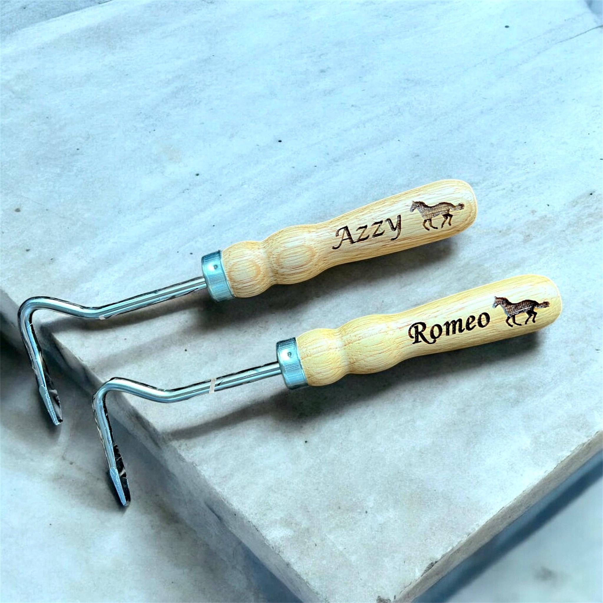 Personalized Horse Hoof Pick – Custom Equestrian Gift, Grooming Kit Accessory, Pony & Horse Lover Gift