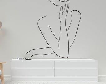 Woman Wall Decal. Abstract Woman Wall Decal. Beautiful woman wall decal. Home wall decal. Beauty Salon Wall Decor. Esthetician Decor. (K752)