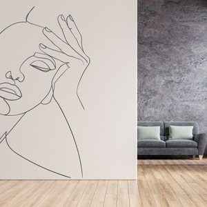 Woman Wall Decal. Abstract Woman Wall Decal. Beautiful woman wall decal. Home wall decal. Beauty Salon Wall Decor. Esthetician Decor. (K832)