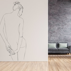 Woman Wall Decal. Abstract Woman Wall Decal. Beautiful woman wall decal. Home wall decal. Beauty Salon Wall Decor. Esthetician Decor. (K992)