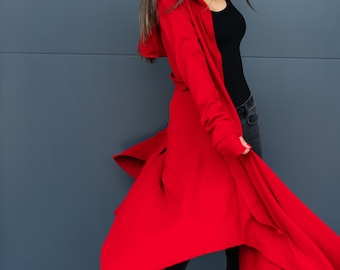 手作りの非対称フード付きニットマント（女性用）、ボヘミアンカーディガン、ウィッチコアダークフェミニンスタイル