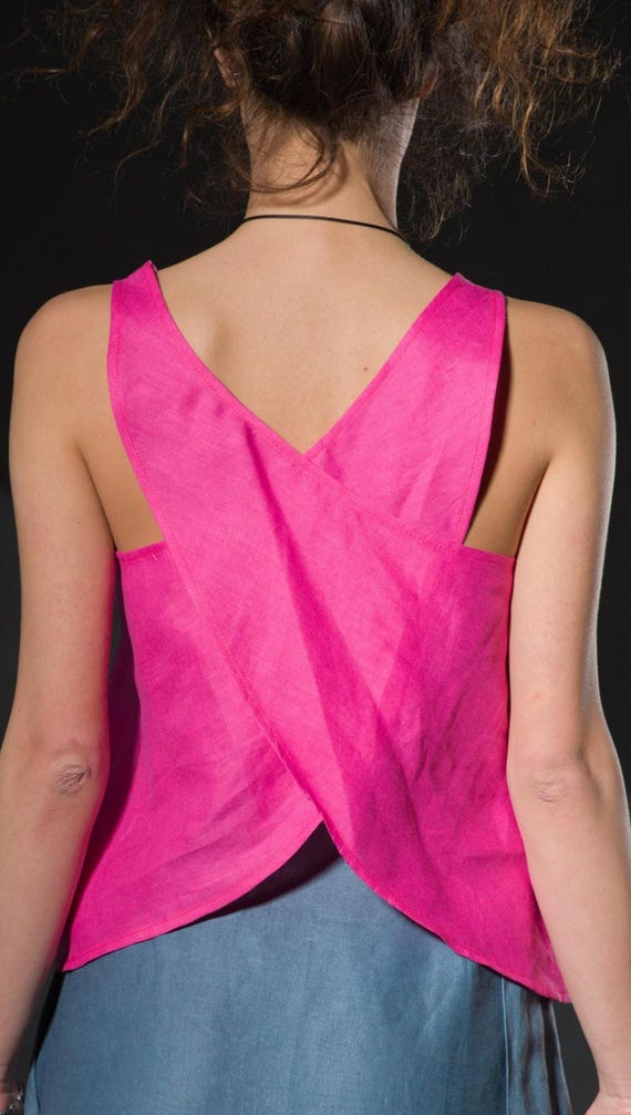 Elegant Linen Sleeveless Top with Overlapping Straps – Chic Crossed Back Design, Lightweight and Breathable for Summer
