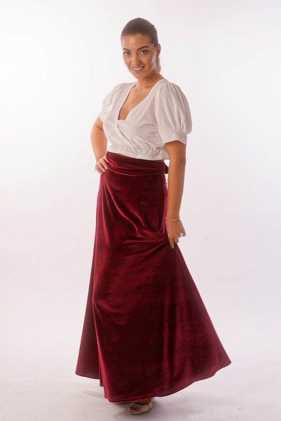 Velvet maxi skirt , Long Velvet Skirt , Winter Skirt, Plus Size Clothing, Festive Skirt, Birafest outfit, Vintage and current fashion