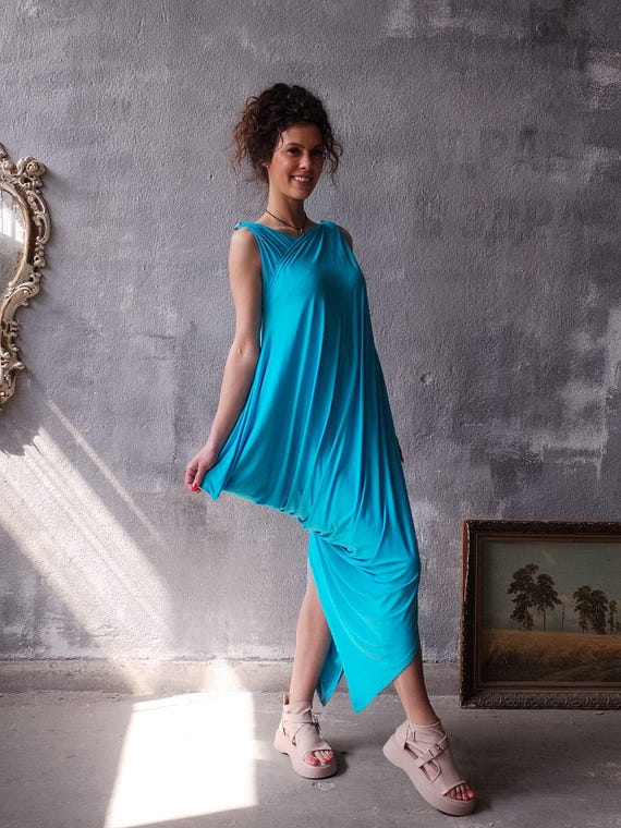 Original Women's Tunic,Knitted Tunic,Cross V-Neck Tunic,Extravagant Sleeveless Blouse,Casual urban style,Tunic dress with a triangular shape