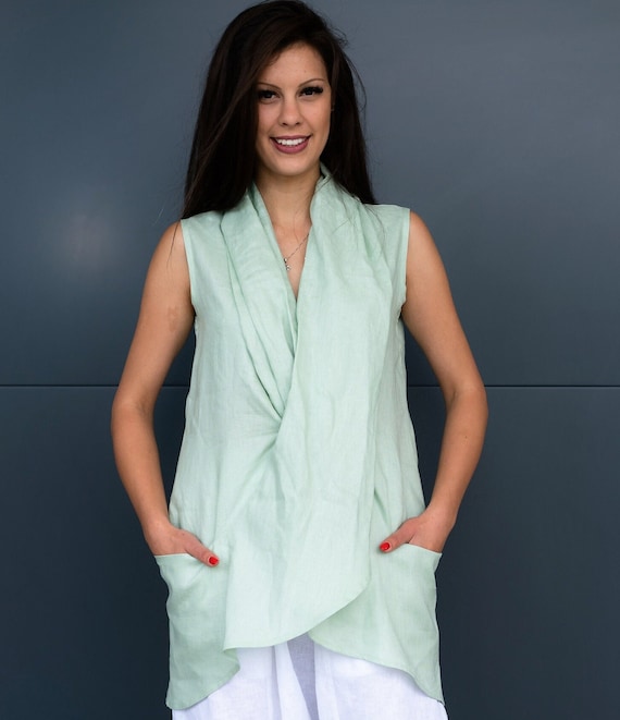 Women's linen tunic, Tunic with flap, Tunic with scarf collar, Linen tunic in mint color, Tunic with pockets