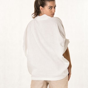 Witte linnen tuniektop: oversized blouse met col