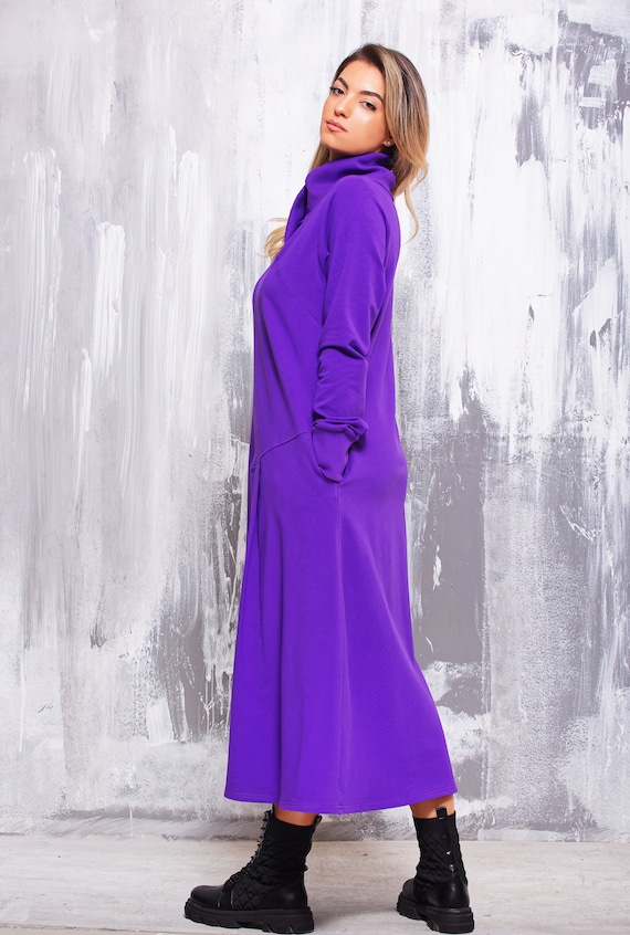 Maxi Oversized Pullover Sweater Dress, Loose Long Sleeve Comfy Fall / Winter Dress with Turtleneck and Pockets, Designer Streetwear