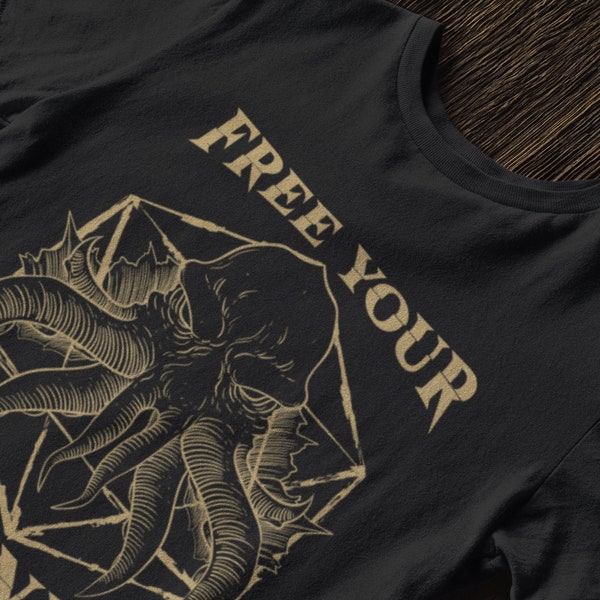 Free Your Mind - Mind Flayer/ Illithids T-Shirt | Dungeon Master Shirt for Dungeons and Dragons | Secret Forge Official Design