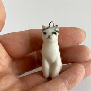 Hand-Painted Porcelain Cat Pendant: Custom Charm