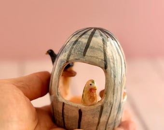 Parrot Luminary: Whimsical Ceramic Bird Lantern for Fall Decor & Lighting