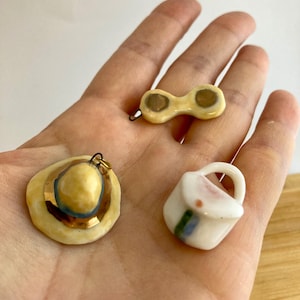 手作り磁器ペンダント：ゴールドラスターセラミックチャーム