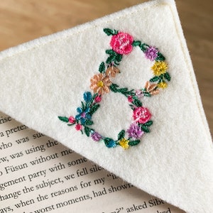 Personalised Book Mark | Embroidered Corner Bookmark | Handmade Felt Triangle Page Bookmark | Booklover Gift | Floral Book Corner Bookmark