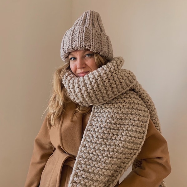 Huge scarf, luxurious oversized chunky knit scarf, neck warmer, hand knitted shawl, long shoulder wrap, big cable scarf blanket, cosy scarf