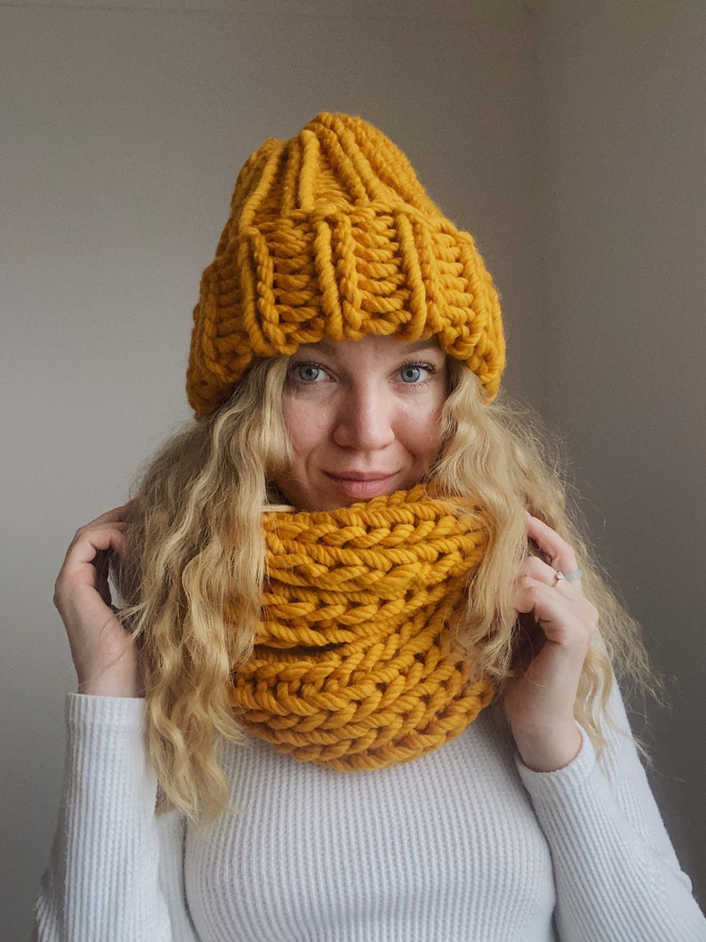 Oversize knit scarf hat set, infinity chunky mustard scarf, giant scarf, handknit women beanie scarf snood set, wool beanie, bulky hat image 3