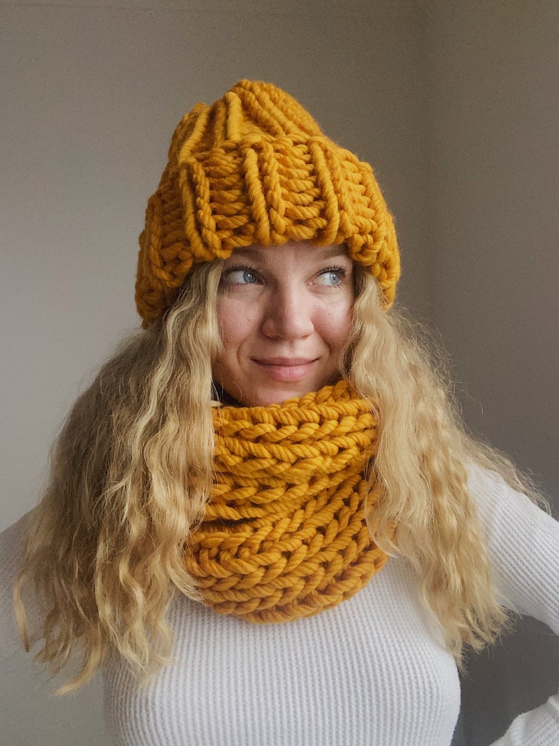 Oversize knit scarf hat set, infinity chunky mustard scarf, giant scarf, handknit women beanie scarf snood set, wool beanie, bulky hat image 2