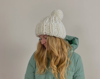 Knit hat with pom pom, white hat, big yarn hat, wool knit hat, oversized women winter hat, wool bulky hat, pom pom beanie, big head hat