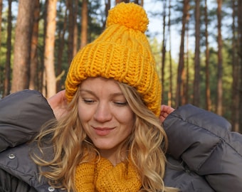 Knit hat for women, Slouchy beanie with pompom, yellow beanie, Winter hat, Mustard hat, Big pompom hat, Huge beanie Large knit beanie,