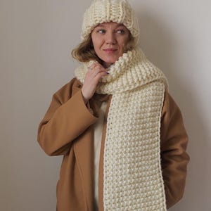 Extra long scarf, luxurious oversized knit chunky scarf, straight ribbed scarf, very long shoulder wrap, big blanket scarf, jumbo scarf