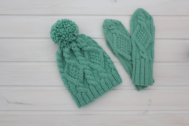 Women's hat mittens set, chunky cable pompom hat, mint green color, hand knitted mittens, bobble hat with rhombuses, soft hat with pattern image 5