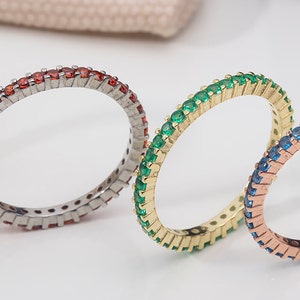Silber stapelbarer Birthstone Ring, Eternity Birthstone Ring, Birthstone Ring, stapelbarer Ring, Familienring für Mama, bestes Weihnachtsgeschenk