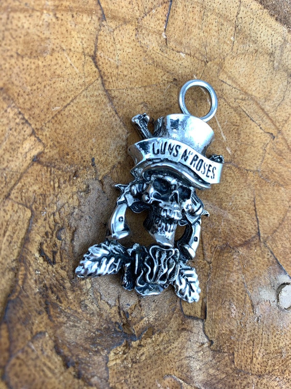 GUNS N ROSES 90's Pendant Vintage / Necklace / Slash / Brockum - Etsy