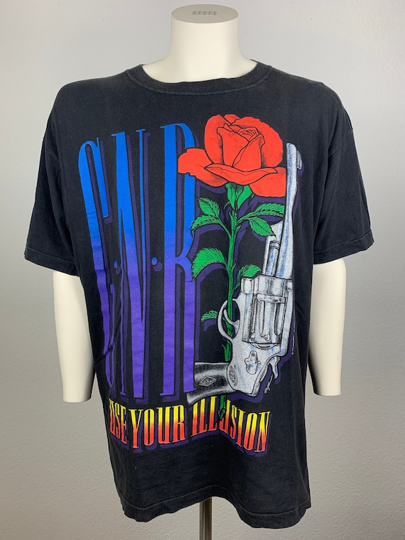 GUNS N ROSES 1993 T-shirt Vintage / Use Your Illusion / Concert