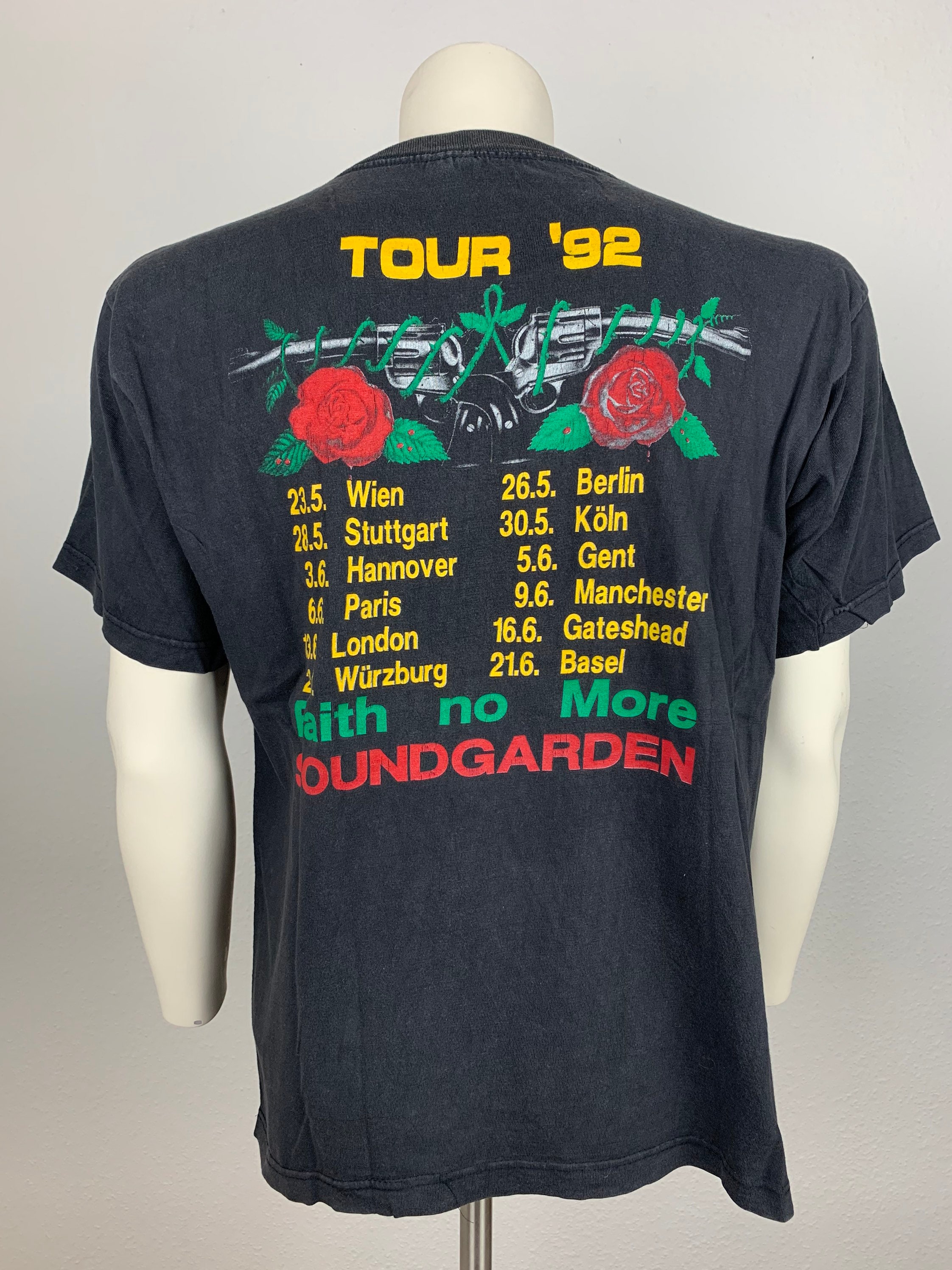 即納！最大半額！ GUNS N ROSES 1992 T-shirt Vintage / Concert Tee / GNR / Axl ミュージシャン