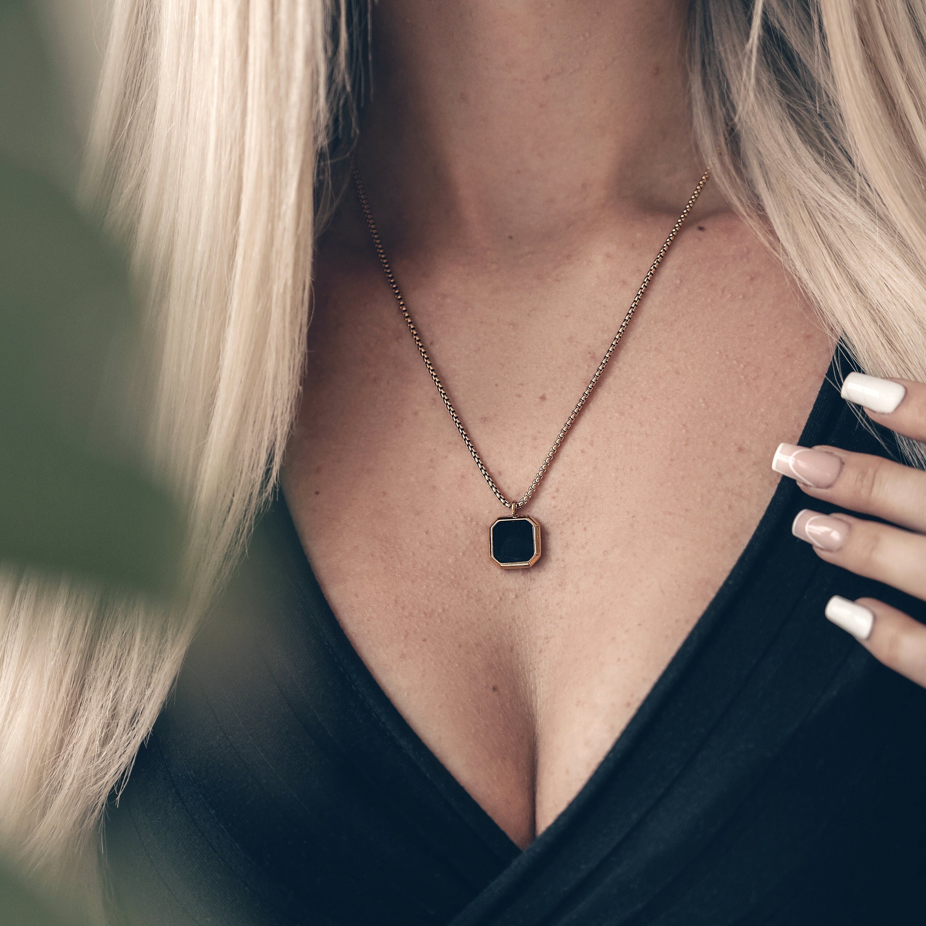 Silver Square Stone Pendant Necklace - Black – Frank & Fox