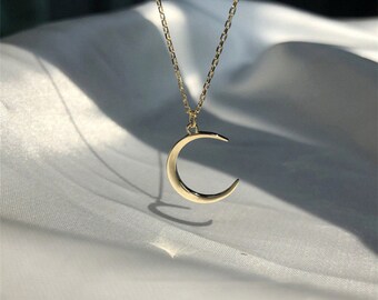Crescent Moon Necklace - Etsy