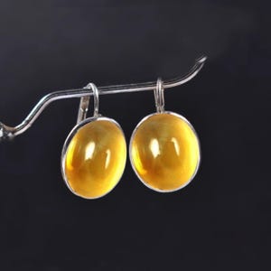 Örhängen i gul jade i 925 sterlingsilver, naturliga ovala jadeörhängen, handgjorda ädelstenssmycken, present till kvinnor