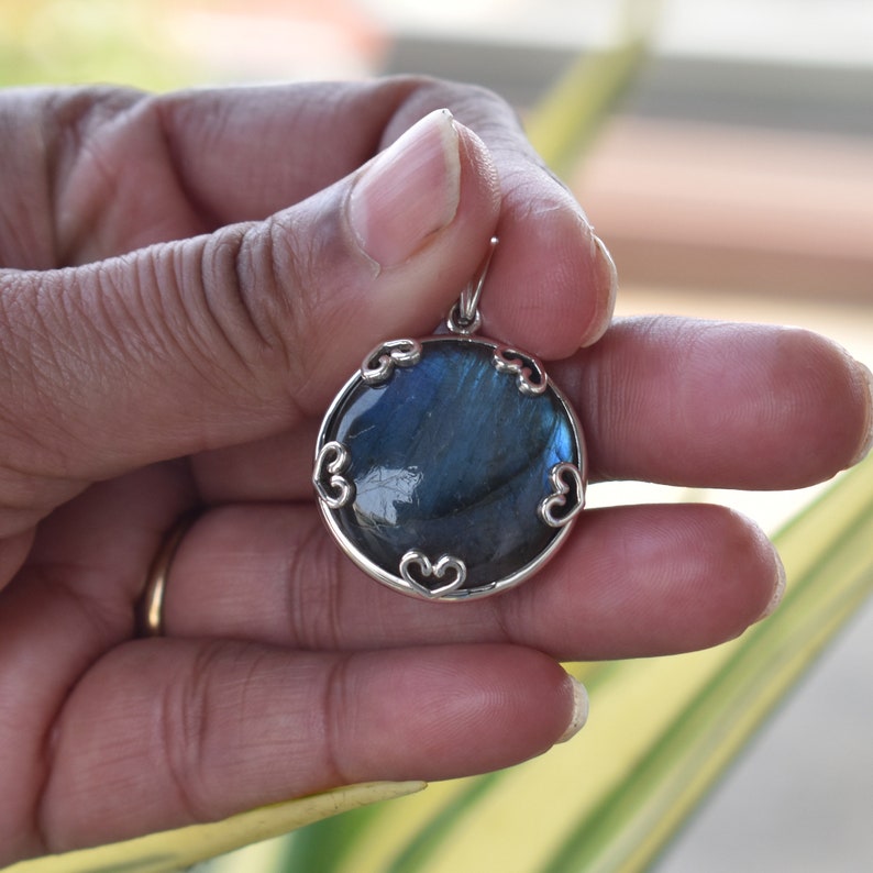Labradorite Round Cabochon Pendant Necklace Natural Genuine AAA Labradorite Pendant Necklace Sterling Silver Pendant Labra Boho Necklace